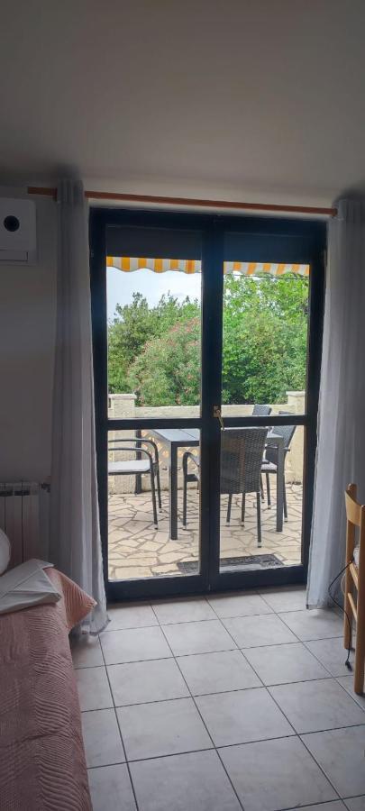 Villa Kadinela, 200M From Kamenjak, Huge Quiet Garden With Barbecue, 2 New Kitchens プレマントゥーラ エクステリア 写真