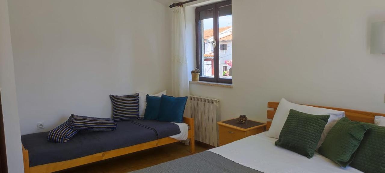 Villa Kadinela, 200M From Kamenjak, Huge Quiet Garden With Barbecue, 2 New Kitchens プレマントゥーラ エクステリア 写真