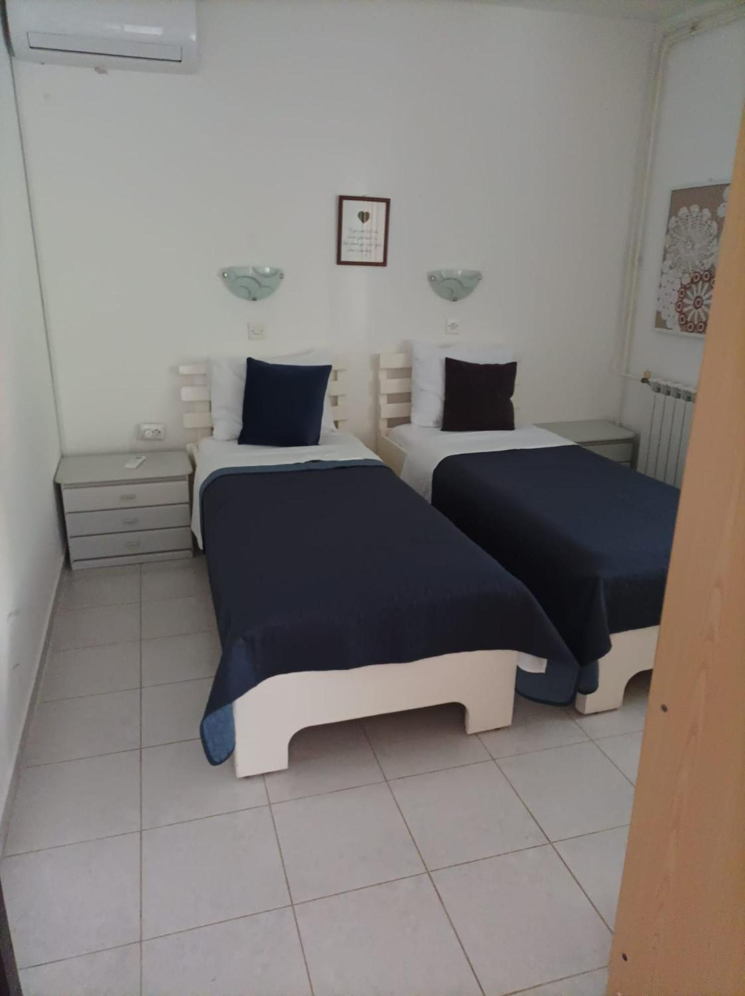 Villa Kadinela, 200M From Kamenjak, Huge Quiet Garden With Barbecue, 2 New Kitchens プレマントゥーラ エクステリア 写真